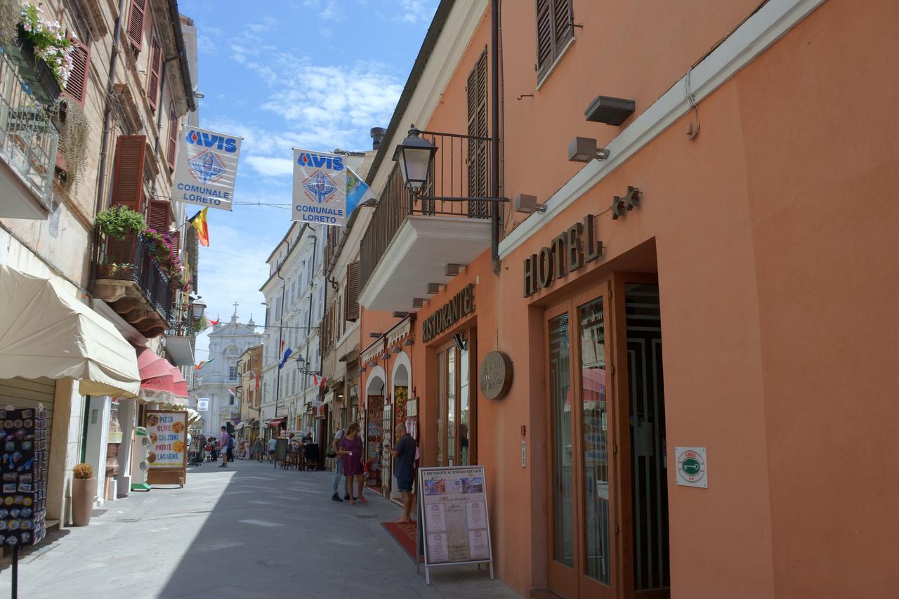 Hotel Loreto Exterior foto